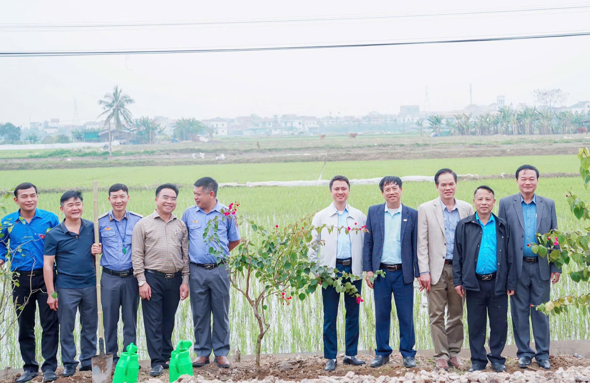 Chi nhánh KTĐS Nghệ Tĩnh tổ chức Lễ ra quân Tết Trồng cây Xuân Ất Tỵ 2025 và Phong trào Đường tàu-Đường hoa