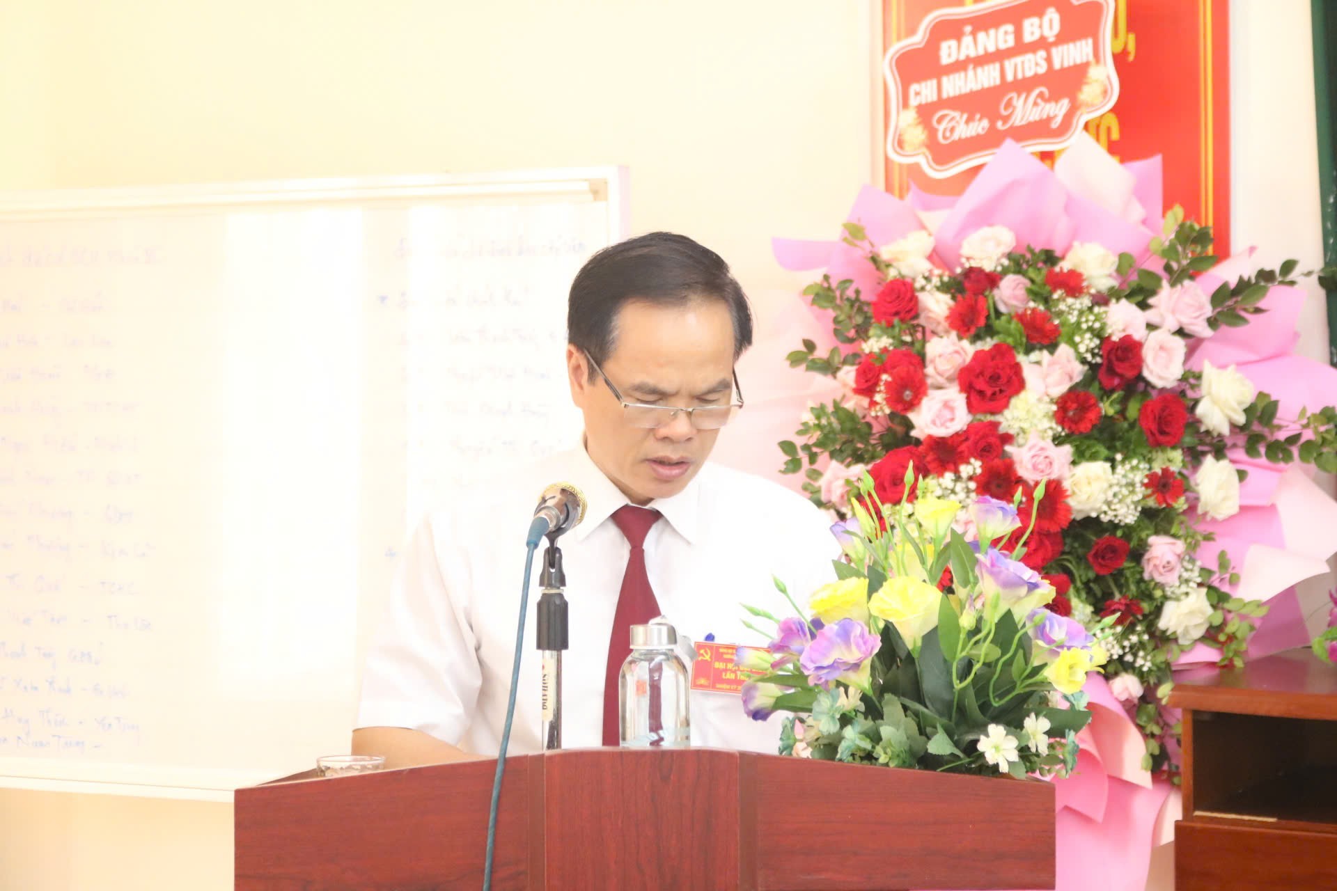 Đảng bộ Chi nhánh khai thác đường sắt Nghệ Tĩnh đã tổ chức thành công Đại hội đại biểu Đảng bộ Chi nhánh lần thứ III nhiệm kỳ 2025 - 2030